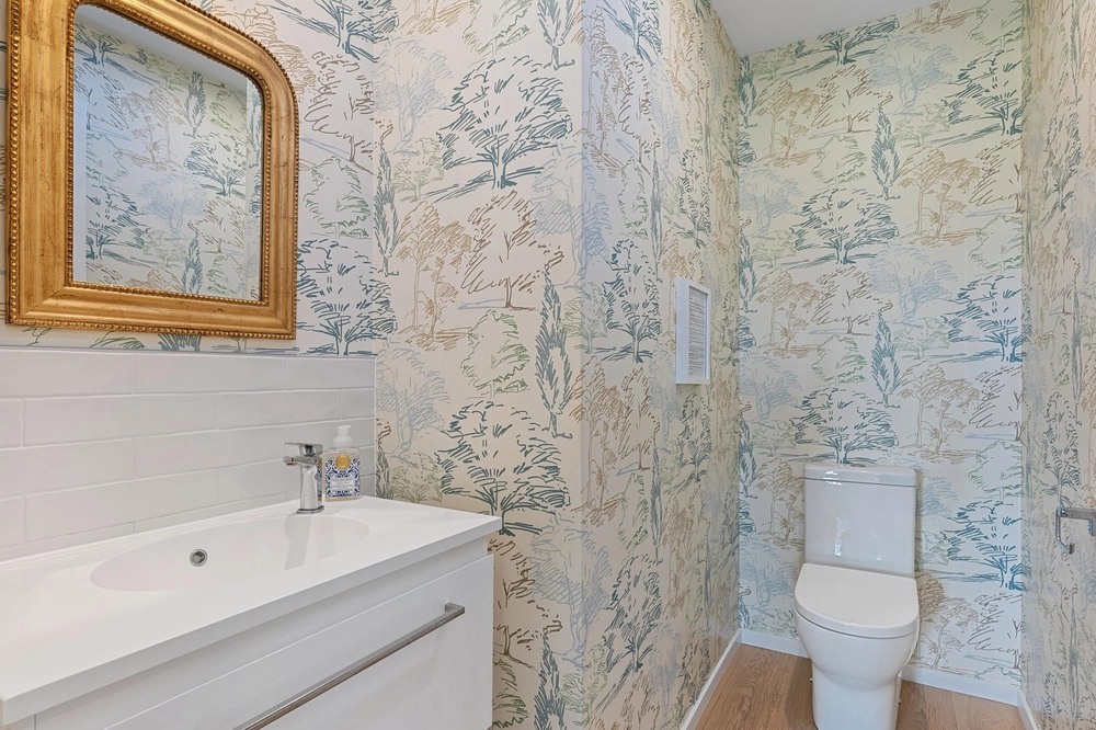 Photos of 695 McLaughlins Road