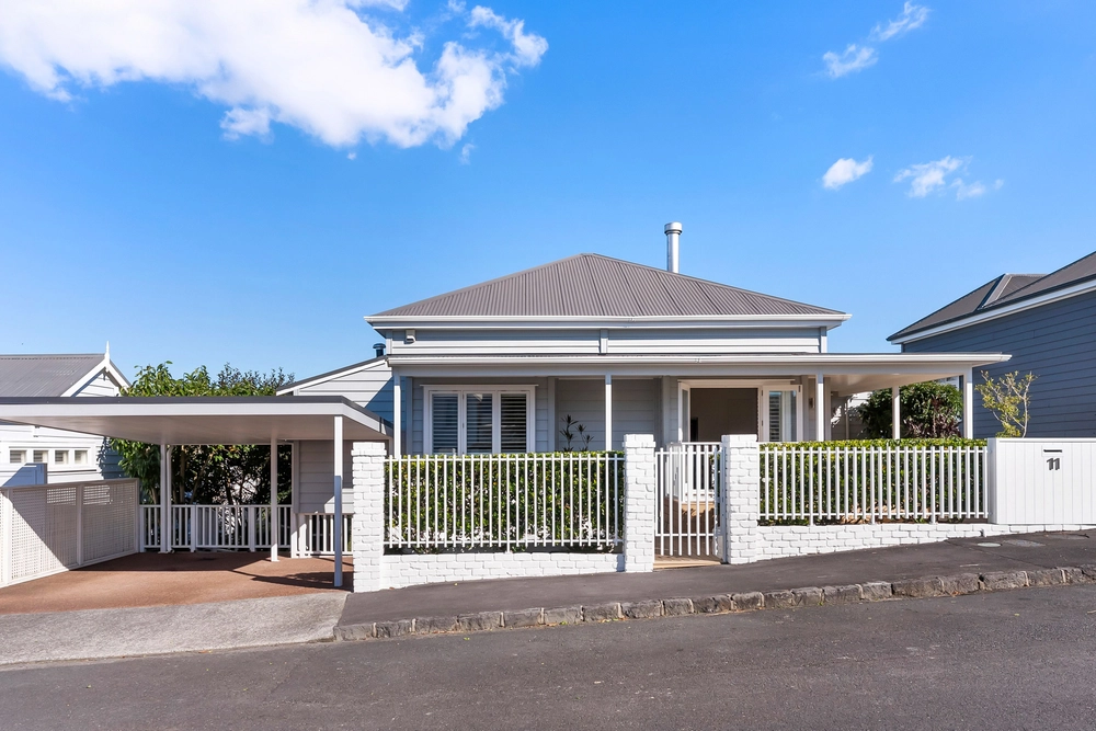 Photos of 11 Logan Terrace