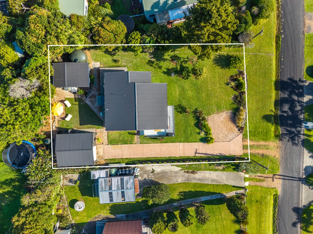 Photos of 32 Kiwi Street