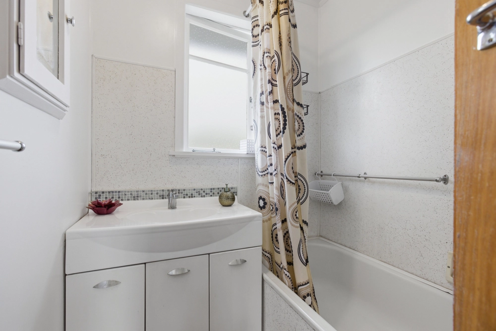 Photos of 60 Sherson Street