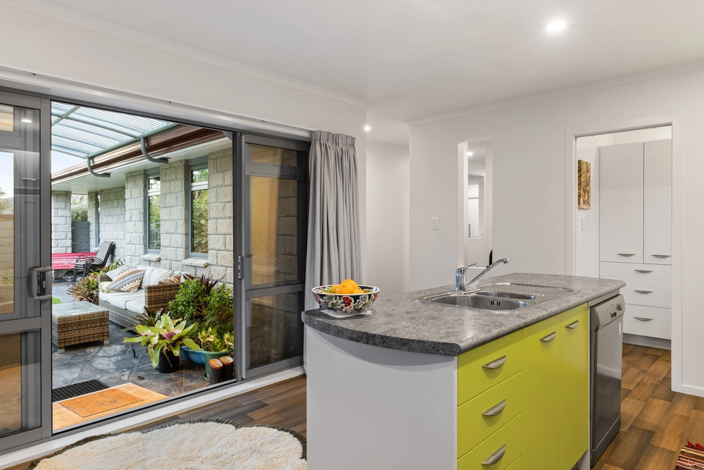 Photos of 12 Charteris Rise