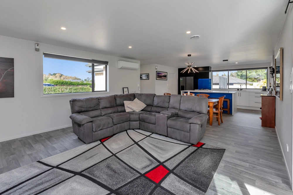 Photos of 36 Layby Lane