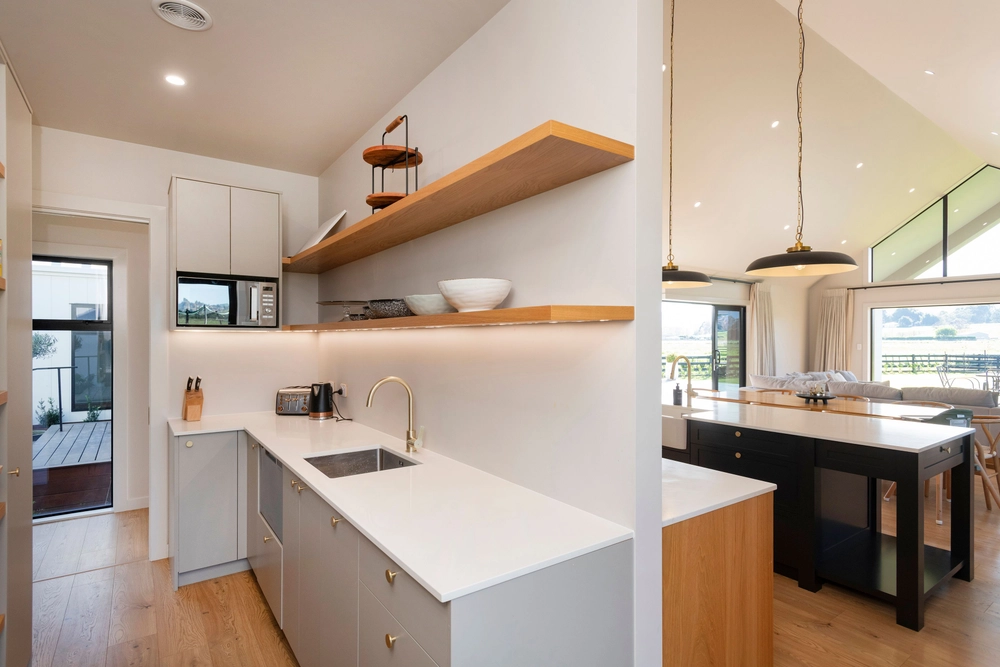 Photos of 600 Back Ormond Road