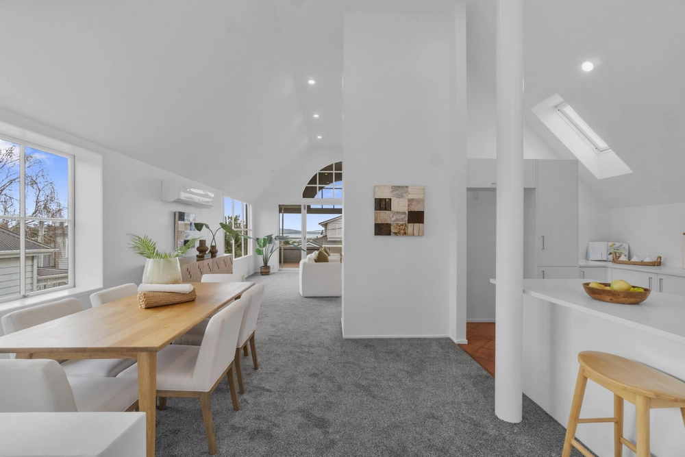 Photos of 13 Mamie Street