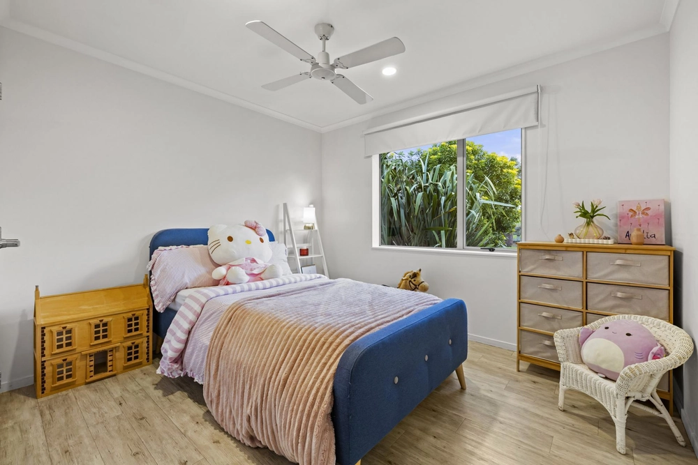 Photos of 46 Glen Ida Way