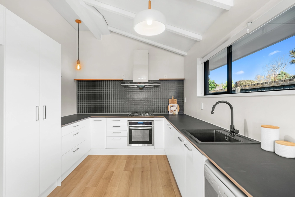 Photos of 4 Kingham Place