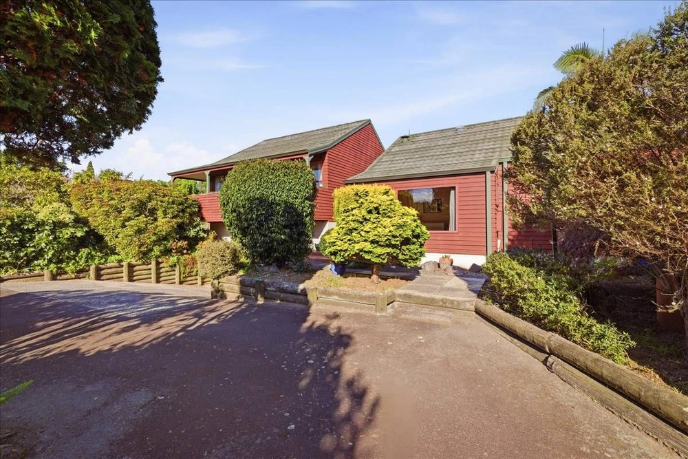 Photos of 28 Forrester Drive