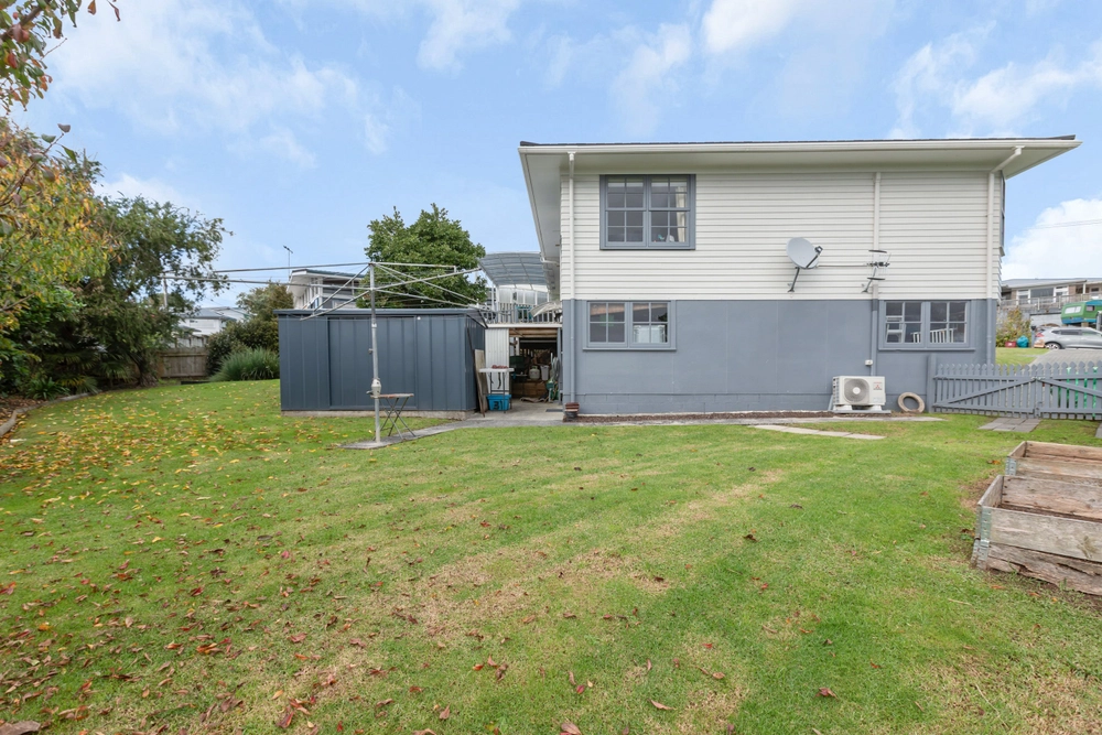 Photos of 31 Clotworthy Crescent