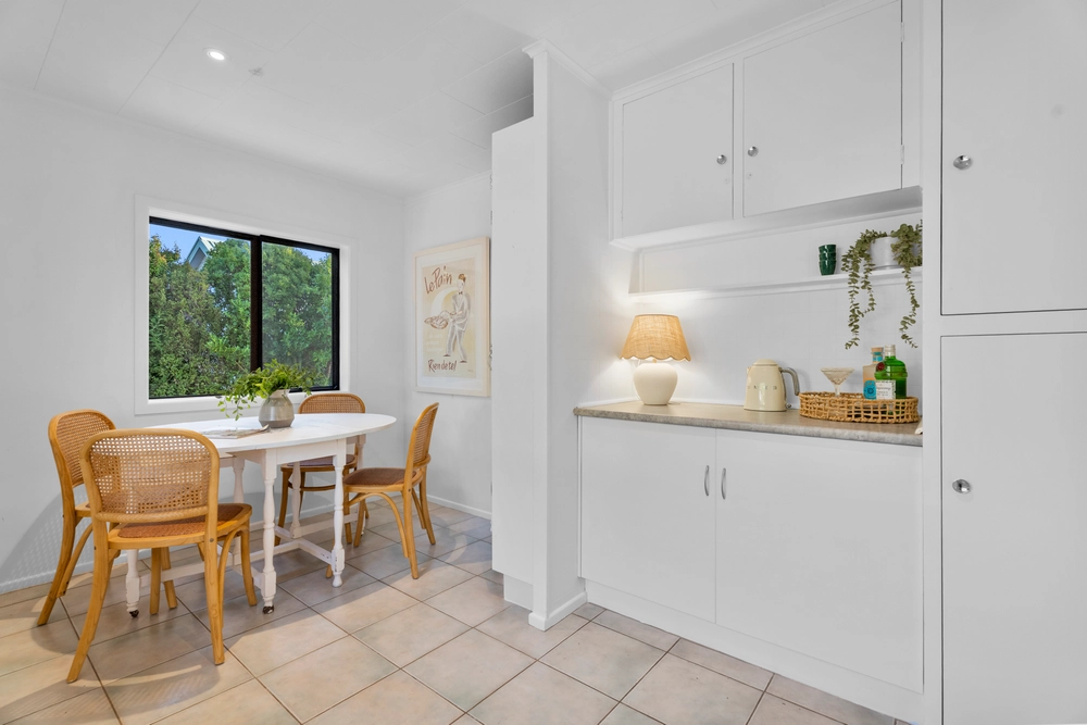 Photos of 32 Kiwi Street