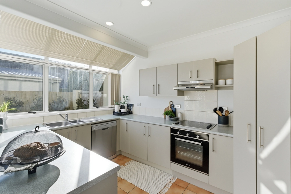 Photos of 49 Bibiana Street