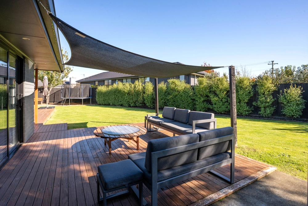 Photos of 586 Trents Road