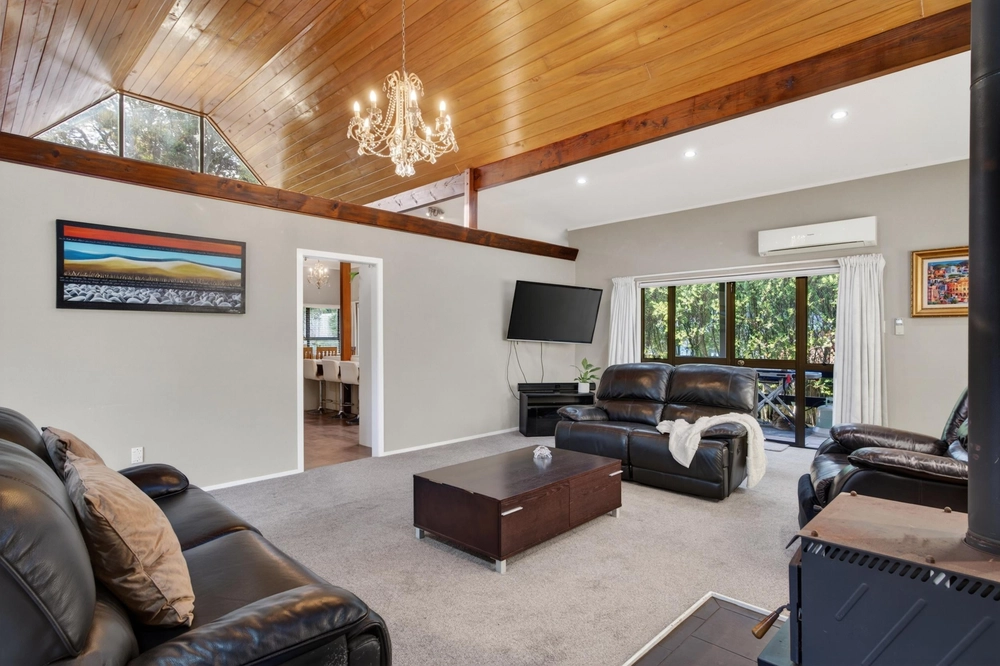 Photos of 16 Rosella Place