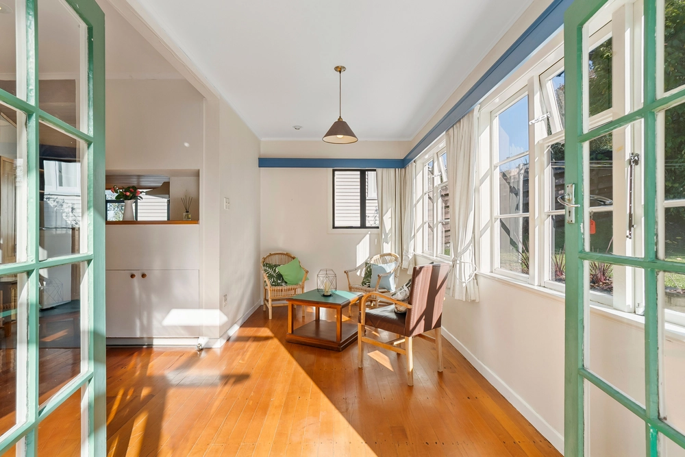 Photos of 40 Raurenga Avenue