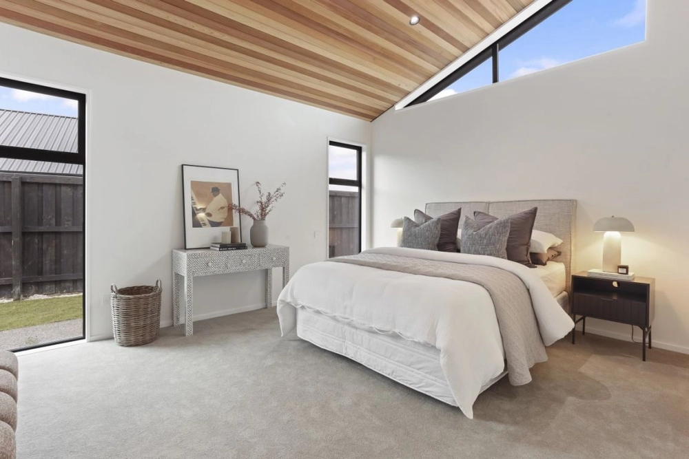 Photos of 2 Cathie Street