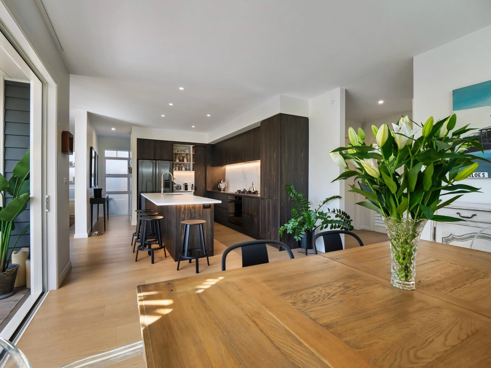 Photos of 35E Oceanbeach Road