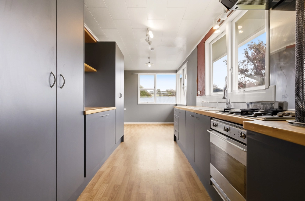 Photos of 102 Taharepa Road