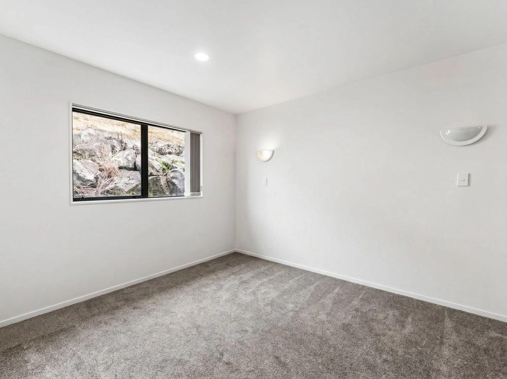 Photos of 2/124 Alfriston Road