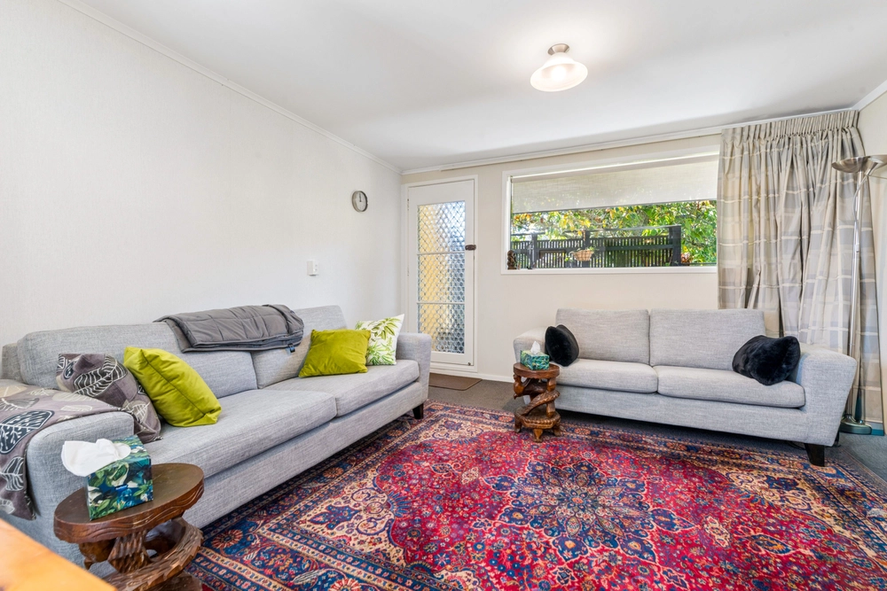 Photos of 11 Sullivan Avenue