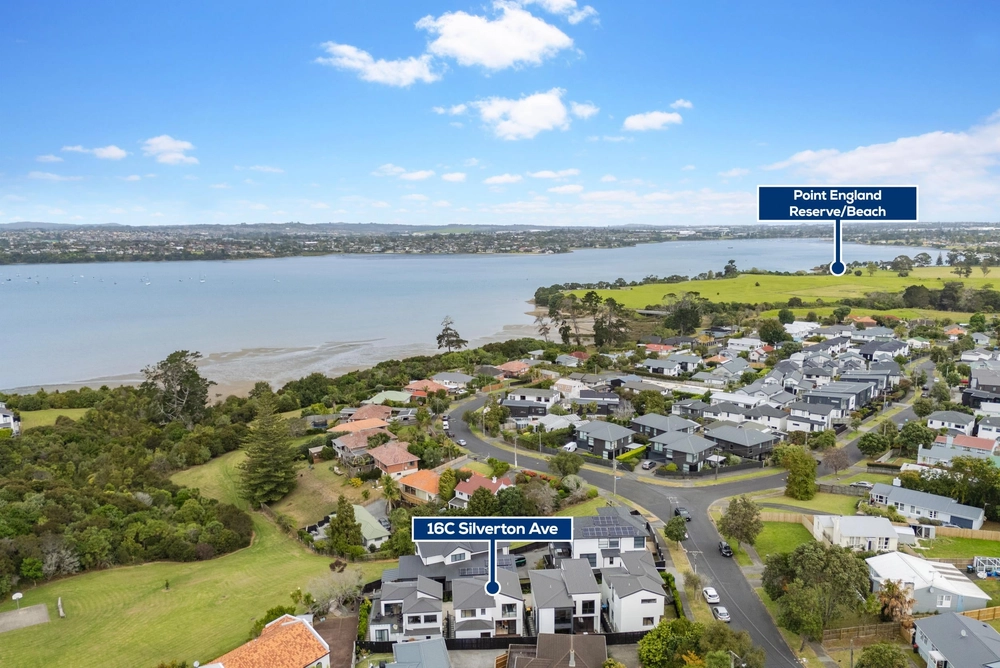 Photos of 16C Silverton Avenue