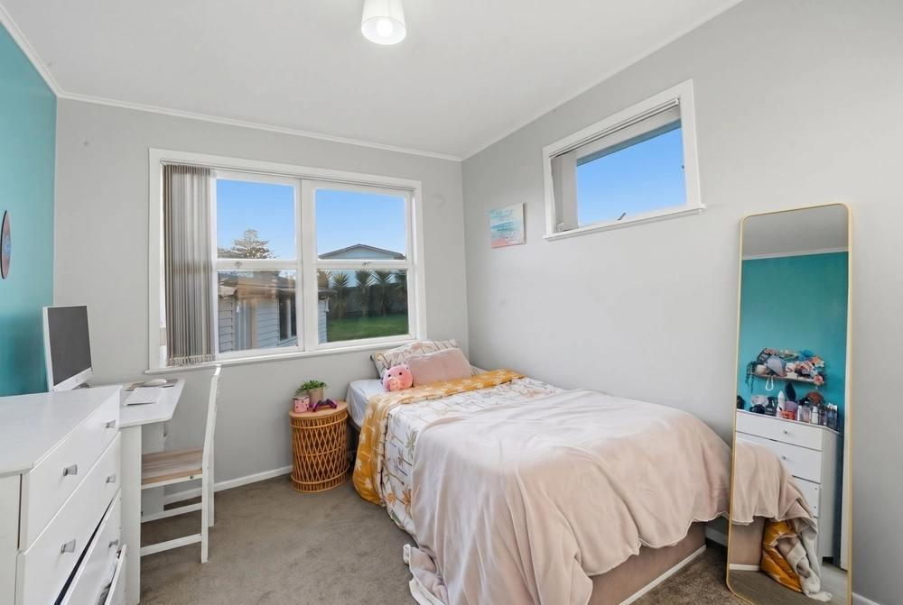 Photos of 6 Jenkins Place