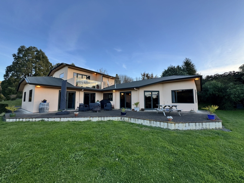 Photos of 65 Endsleigh Drive