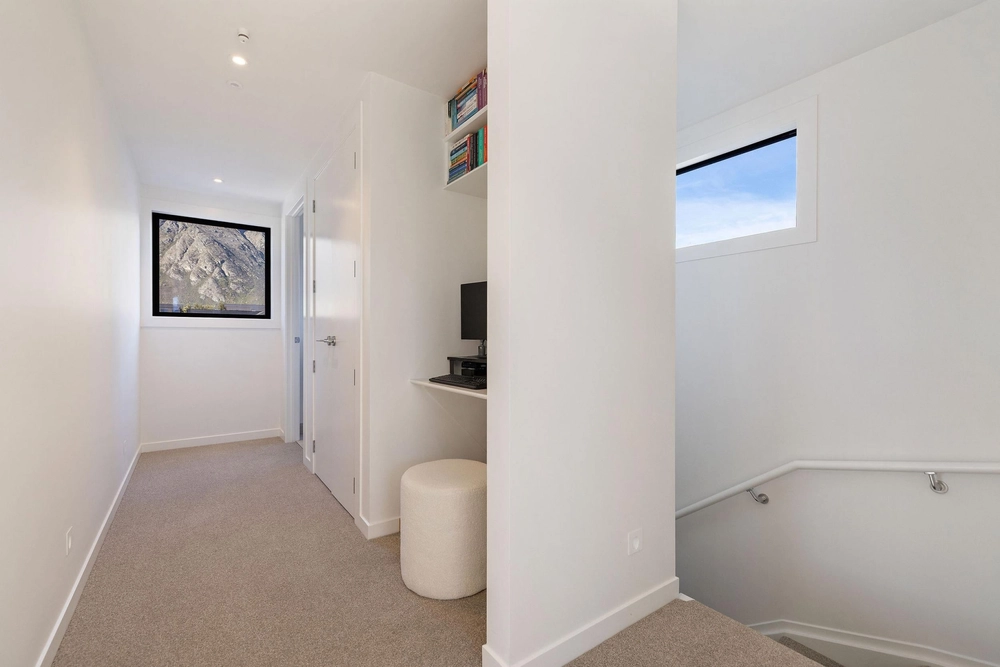 Photos of 24 Perendale Road, Hanley's Farm