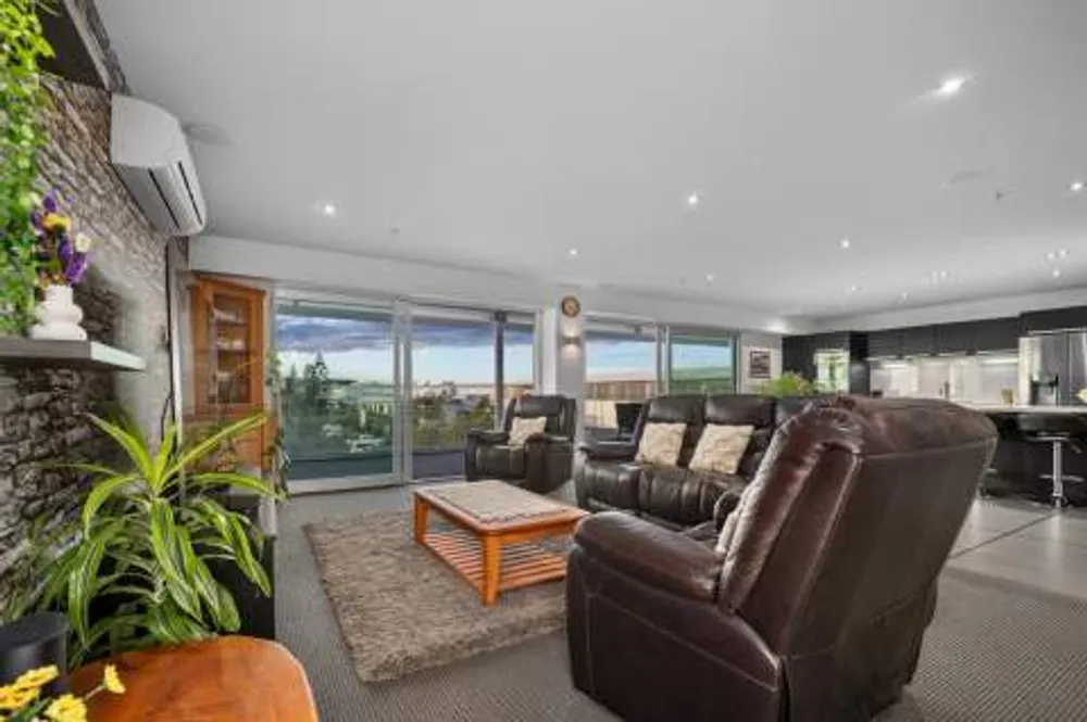 Photos of 5/50B Cross Road (Apt 202 Nautilus)