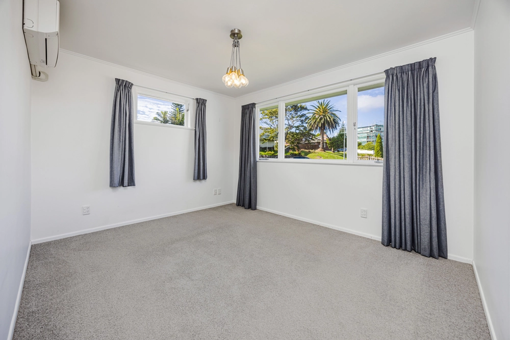 Photos of 12 Elizabeth Street