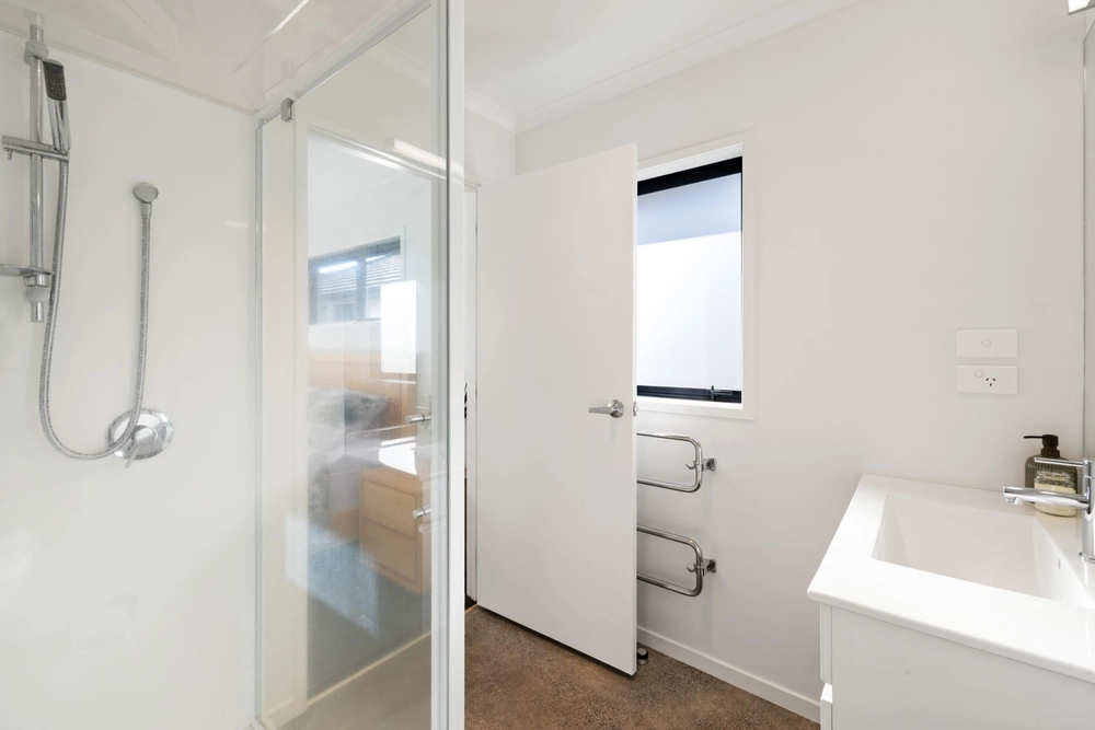 Photos of 23 Kingdon Street