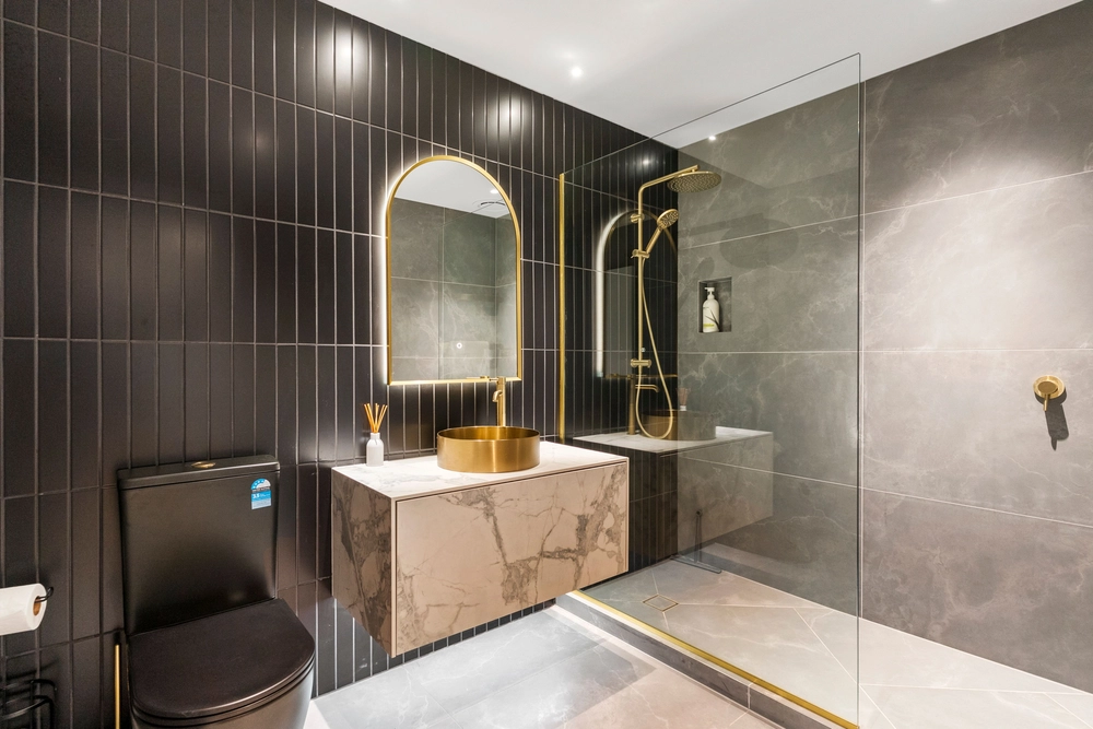 Photos of 12 Grand Ridge Avenue