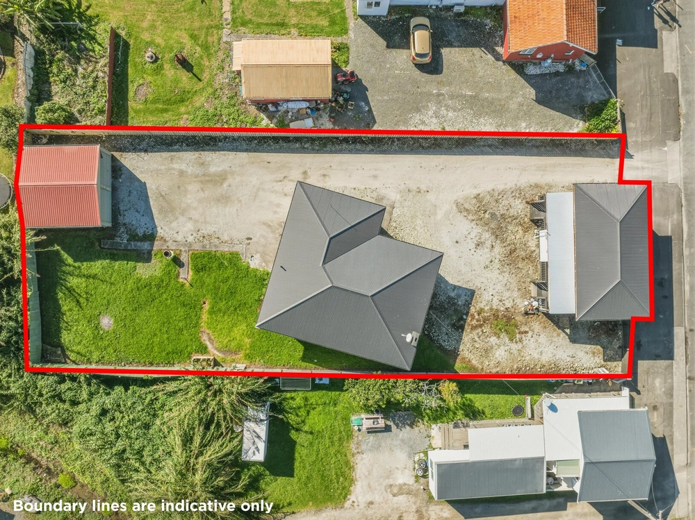 Photos of 16 Ruawai Wharf Road