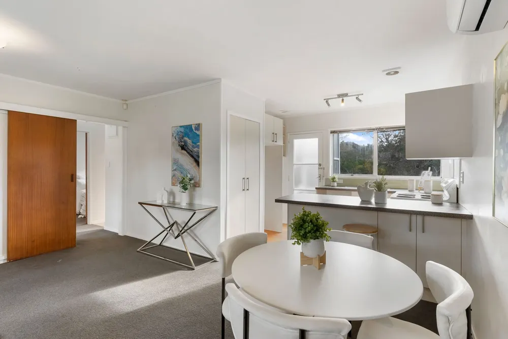 Photos of 39C Kaipatiki Road
