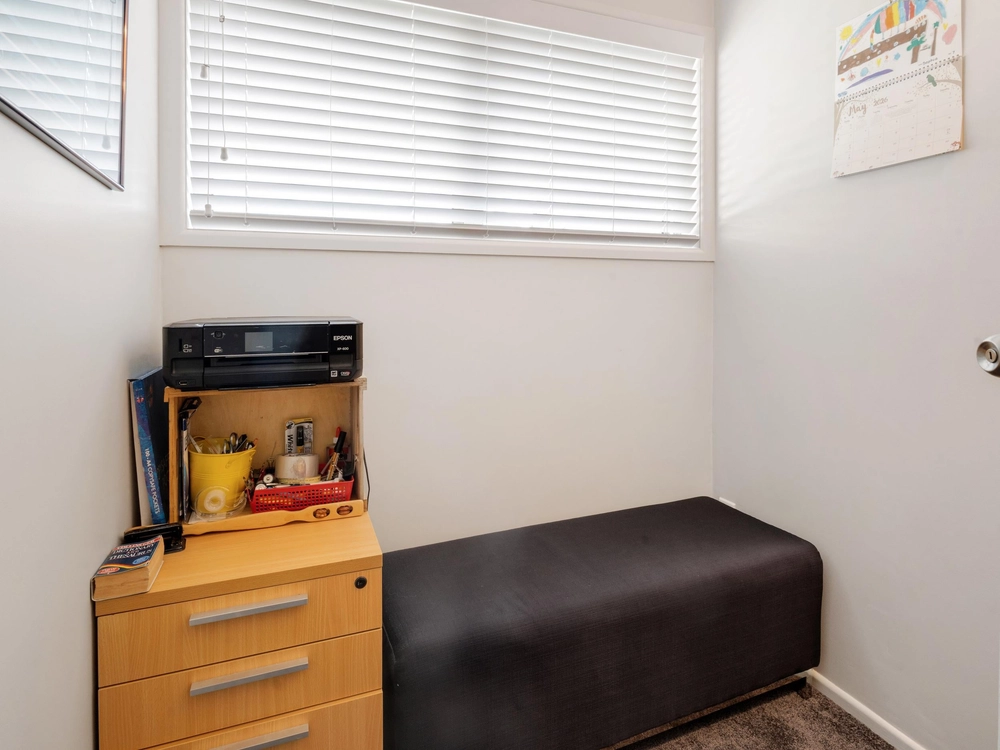Photos of 22 Jandell Crescent