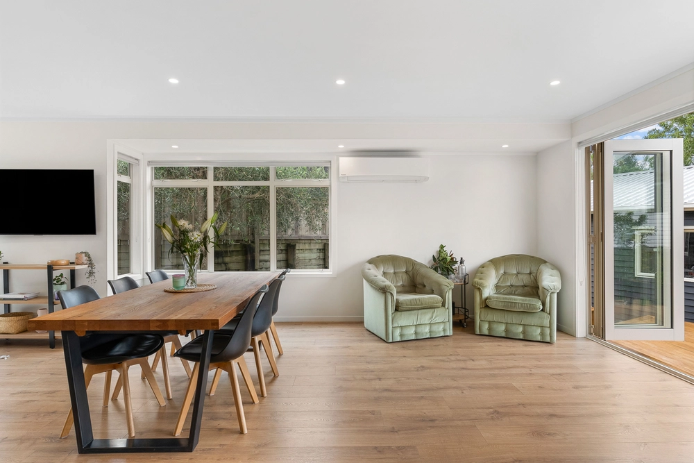 Photos of 4 Lyndhurst Street