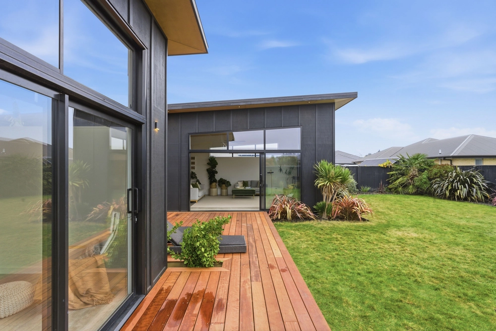 Photos of 93 Beachvale Drive