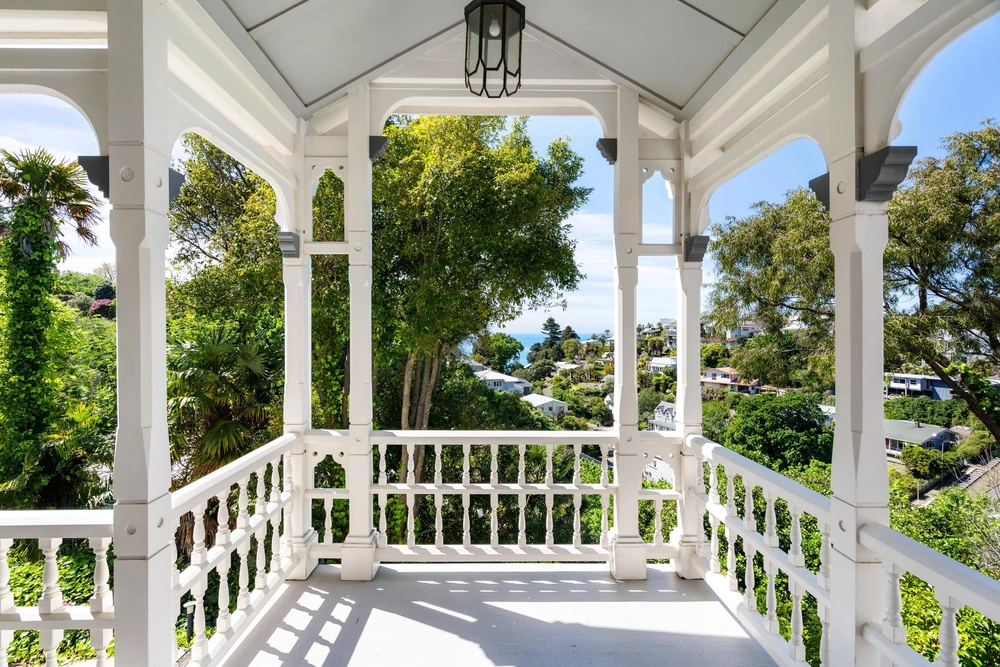 Photos of 6 Thompson Road