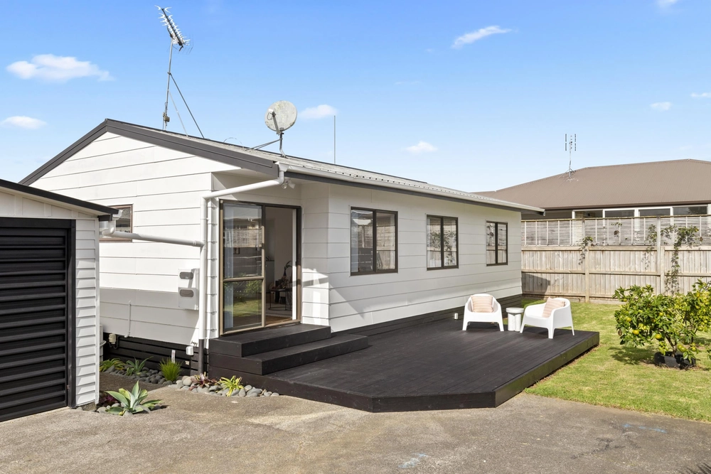 Photos of 4B Russell Avenue