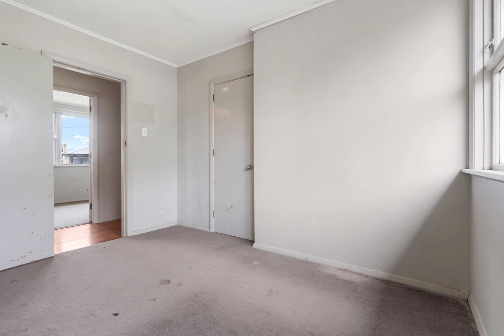 Photos of 64 Hamill Road