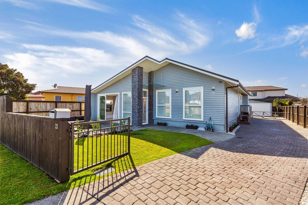 Photos of 21 glenhaven place te