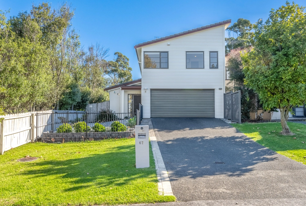 Photos of 67 Kelvin Hart Drive