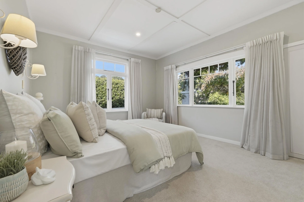 Photos of 9 Fourteenth Avenue