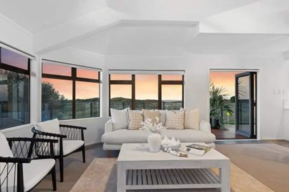 Photos of 368 Papamoa Beach Road