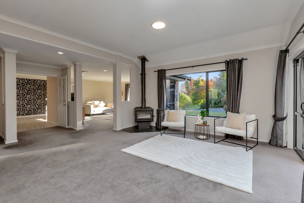 Photos of 43 Roydon Drive