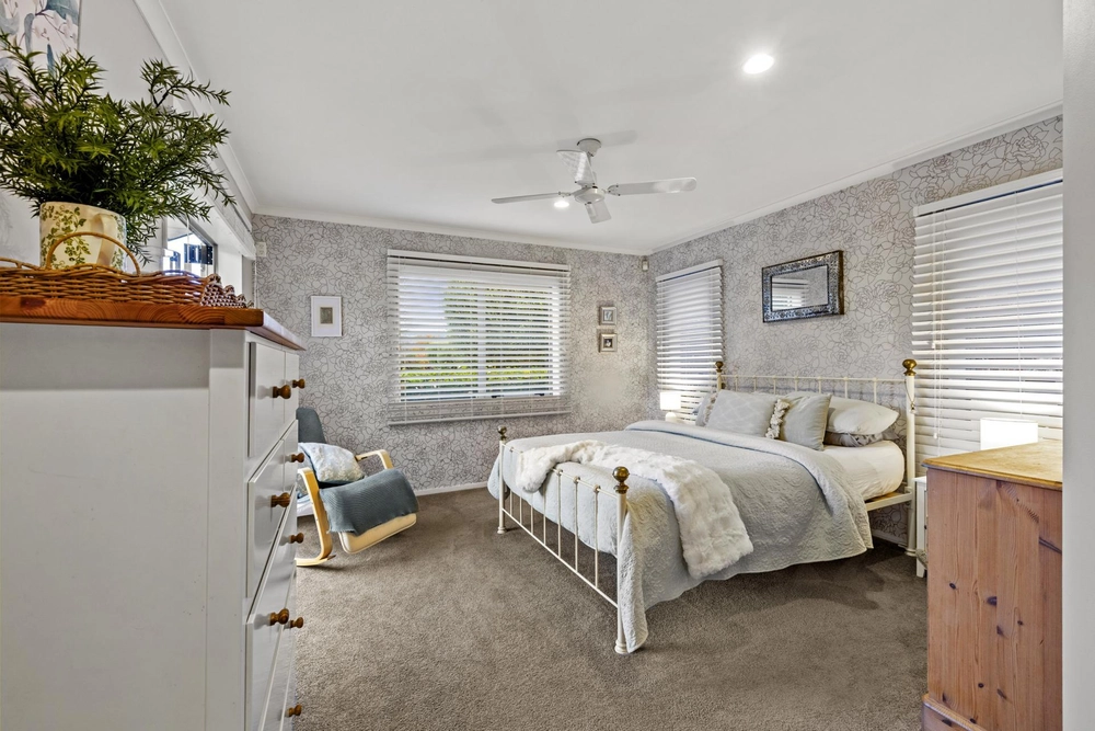 Photos of 46 Glen Ida Way