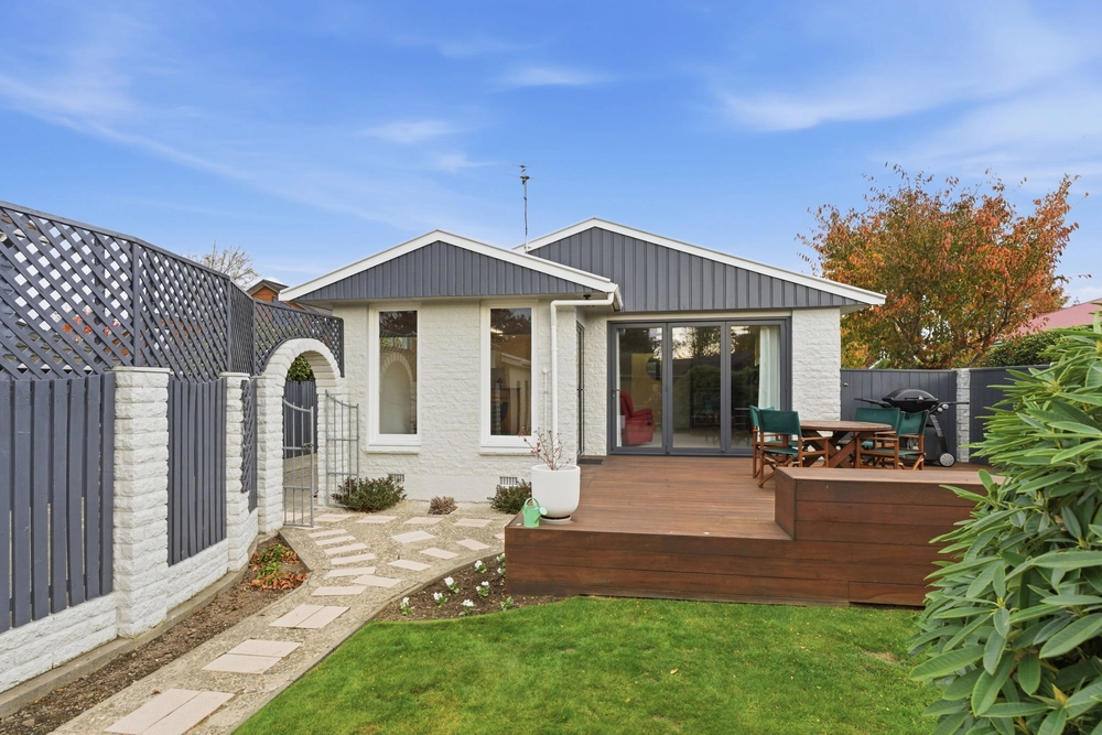 Photos of 72 Merrin Street