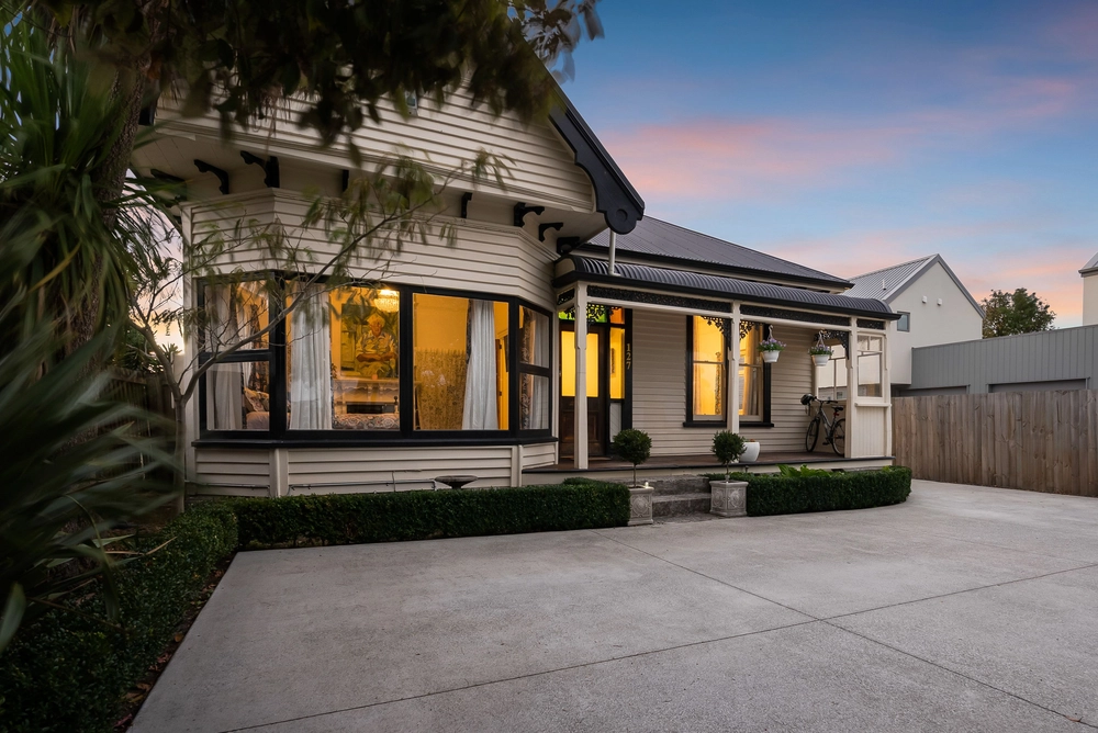 Photos of 127 Tancred Street