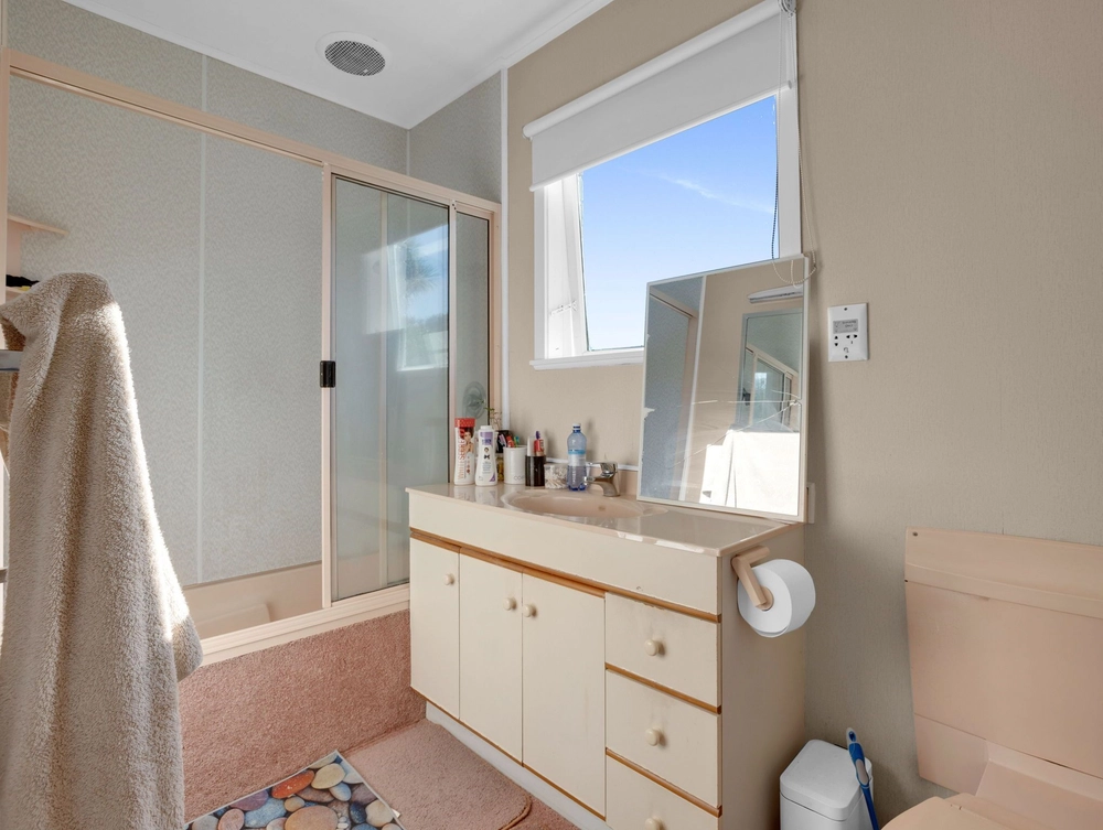 Photos of 104 Poaka Avenue
