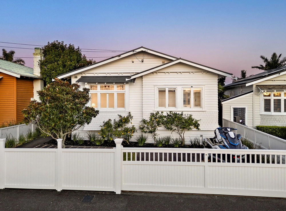 Photos of 10 Oban Road
