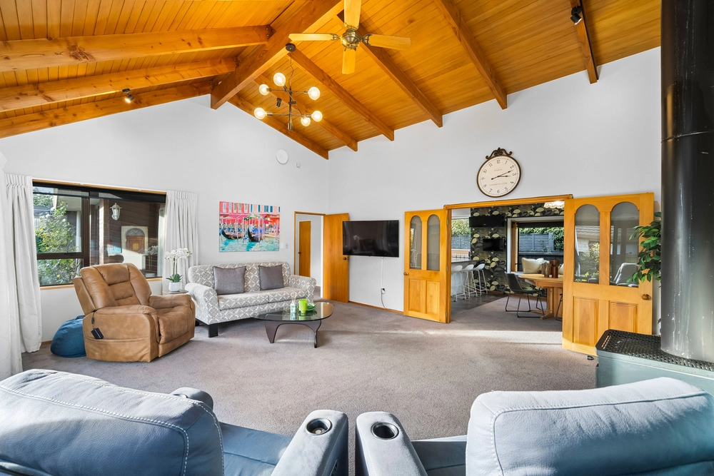 Photos of 212 Maidstone Road