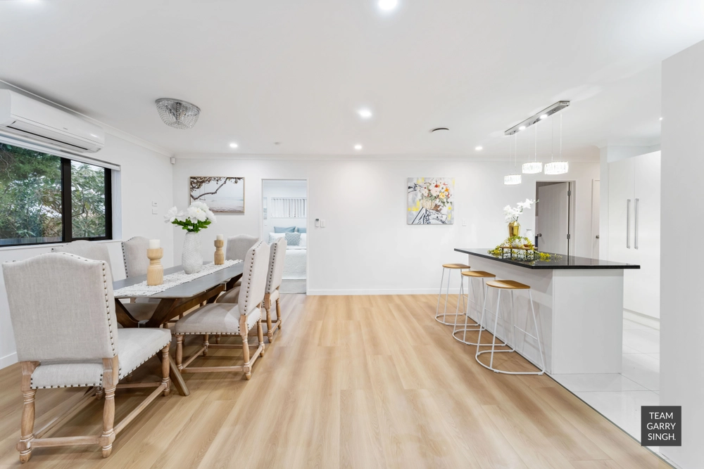 Photos of 12A Berwyn Avenue